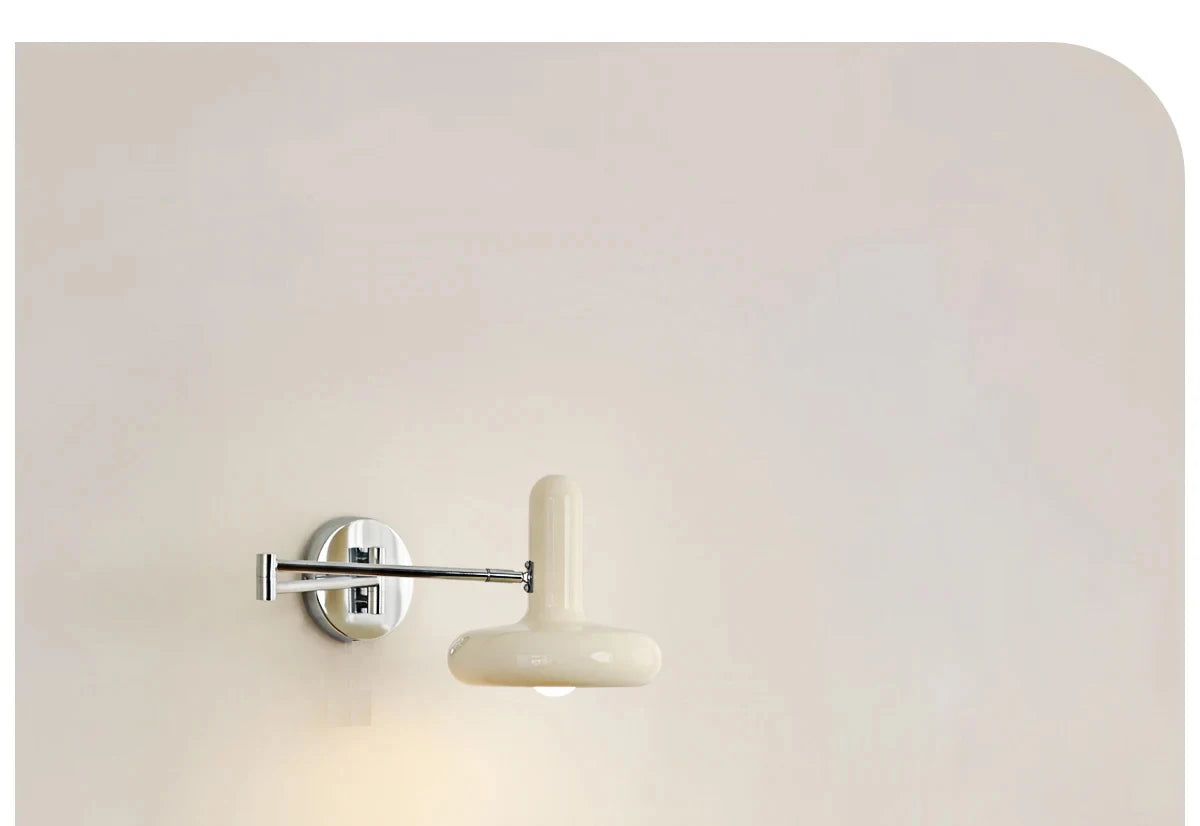 Nordisk svingarm vegglampe — Uttrekkbar, soverom/lesing