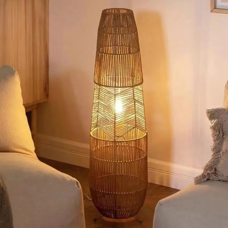 Wabi-Sabi gulvlampe med hampetau — Retro, vertikal (stue/soverom)