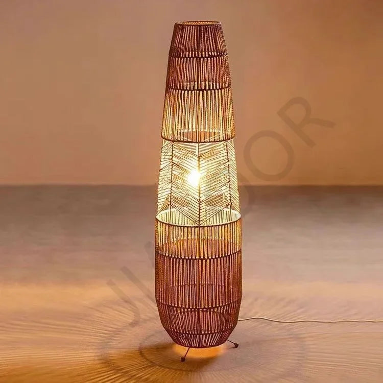 Wabi-Sabi gulvlampe med hampetau — Retro, vertikal (stue/soverom)