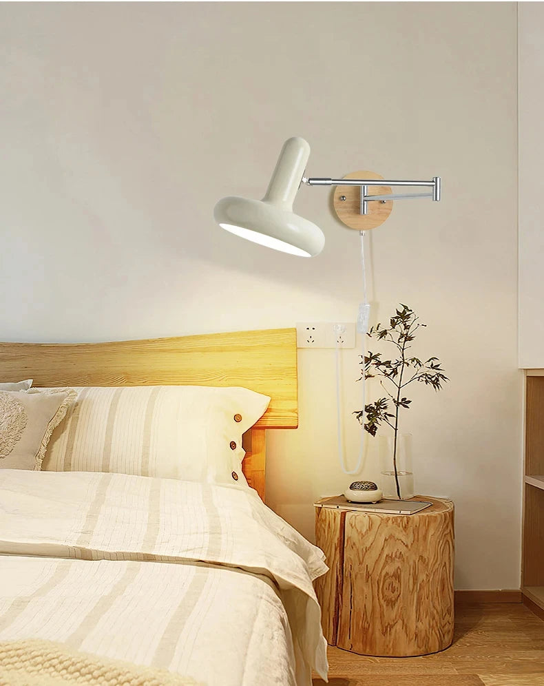 Nordisk svingarm vegglampe — Uttrekkbar, soverom/lesing