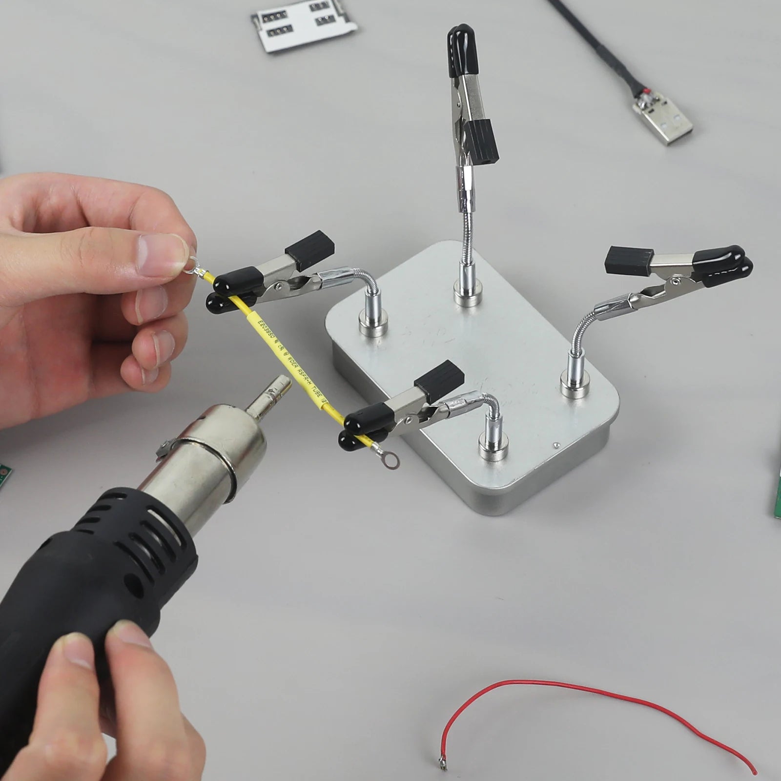 Magnetiske Helping Hands — 4-arm Loddestativ